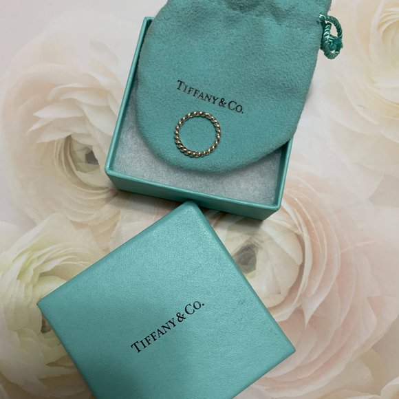 AUTHENTIC Tiffany & Co. Twist Ring, Size 6 - Picture 2 of 5